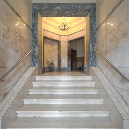 Gaspar House 3*