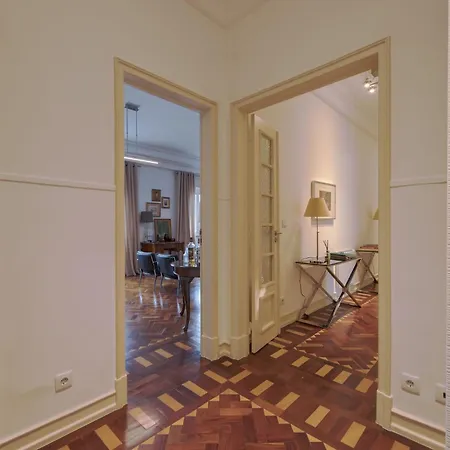 Gaspar House בית הארחה 4*