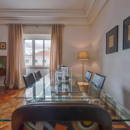 Gaspar House 4* ליסבון