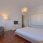 Gaspar House Гостевой дом Лиссабон